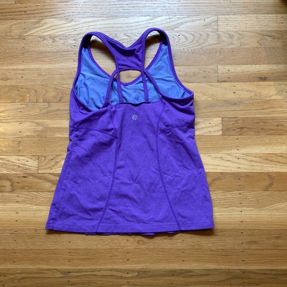 Athleta Tank Top w/ built in bra SIZE MEDIUM - Picture 2 of 3